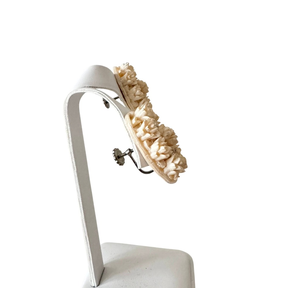 Vintage‎ Cream Celluloid Carved Roses Statement Earrings Oval Cottage Feminine - Picture 4 of 14